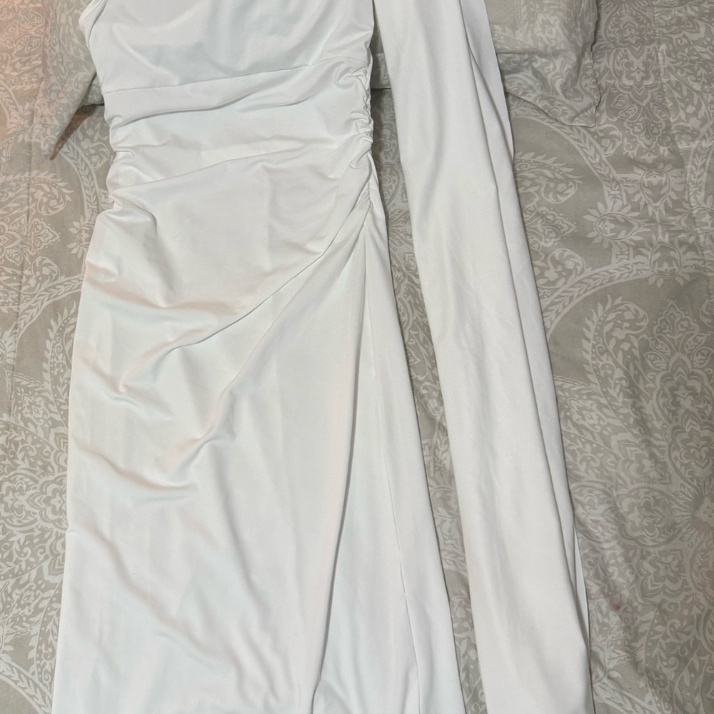 Elegant White One-Shoulder Jumpsuit